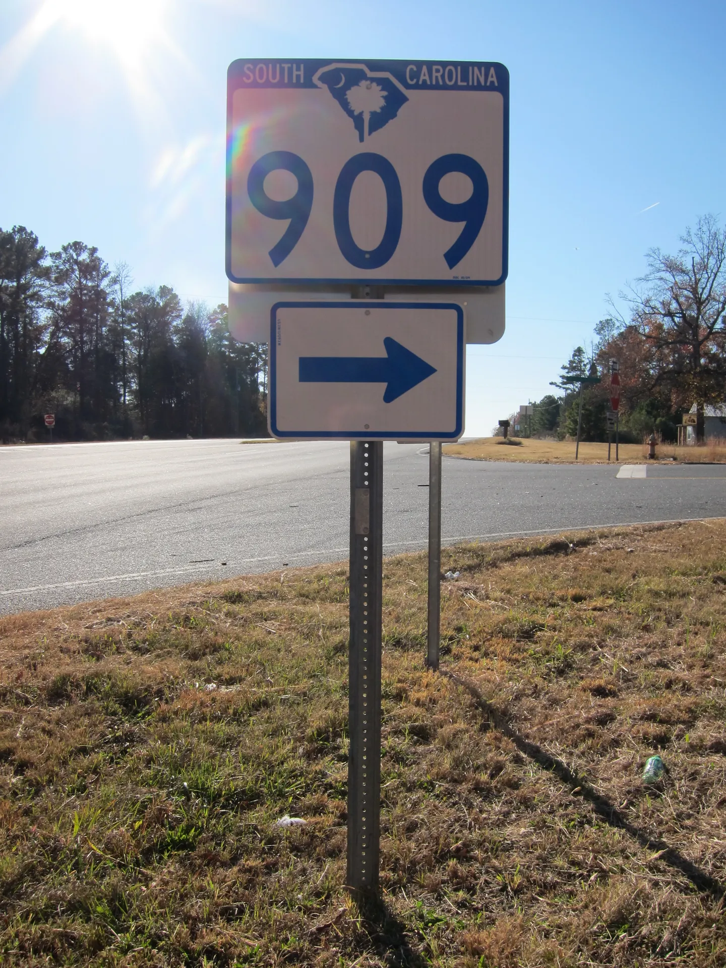 Turn-off onto SC 909 along Lancaster Highway, near Richburg.