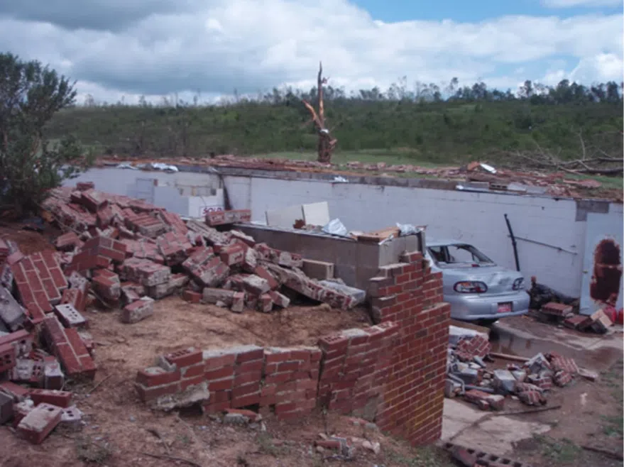 High-end EF4 tornado damage to a large brick home in Apison, Tennessee (April 2011). — License: