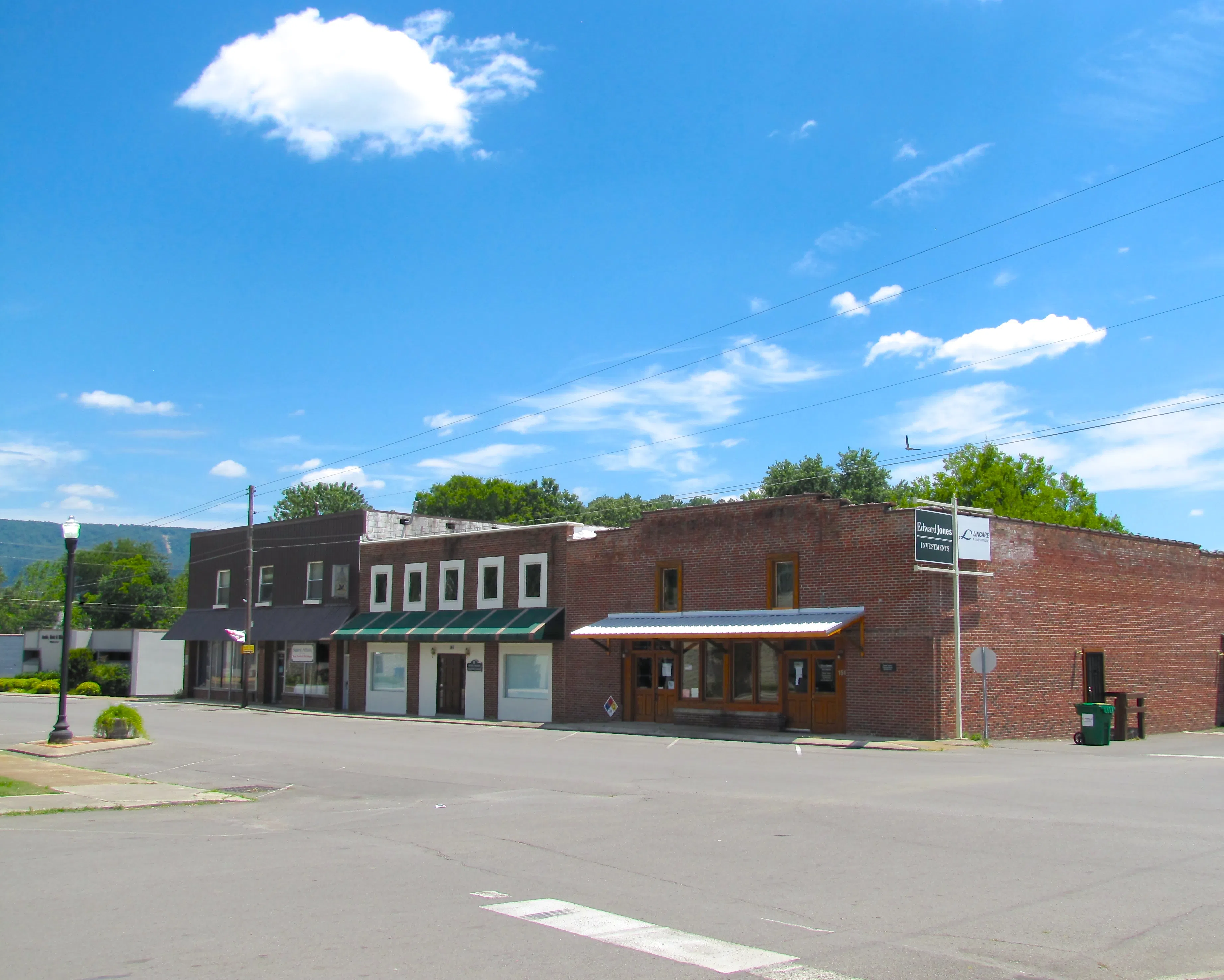 Buildings along Cherry Street in Dunlap, Tennessee, looking southeast from its intersection with Walnut Street. — License: