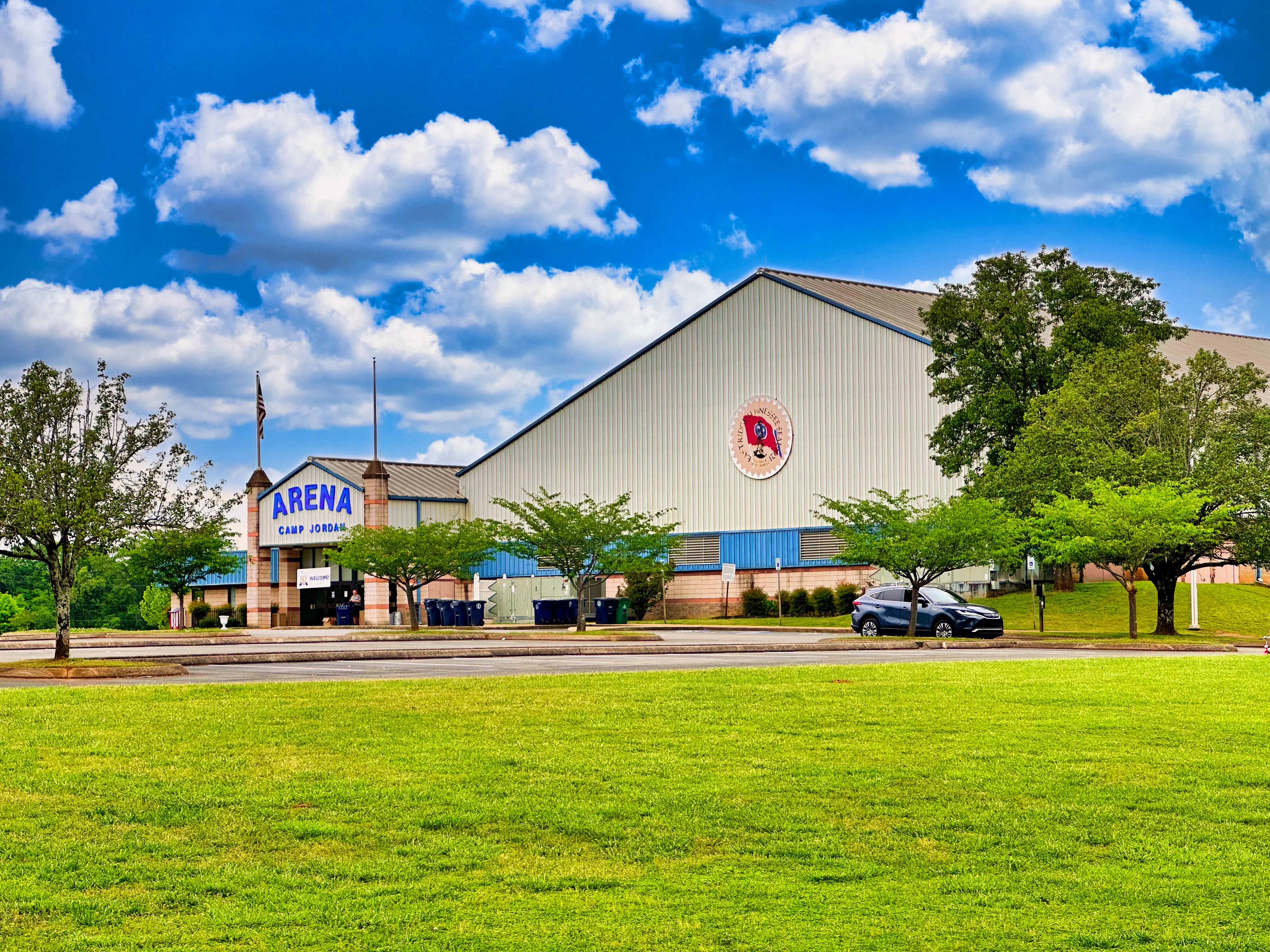 Camp Jordan Arena in East Ridge, Tennessee.  — License: