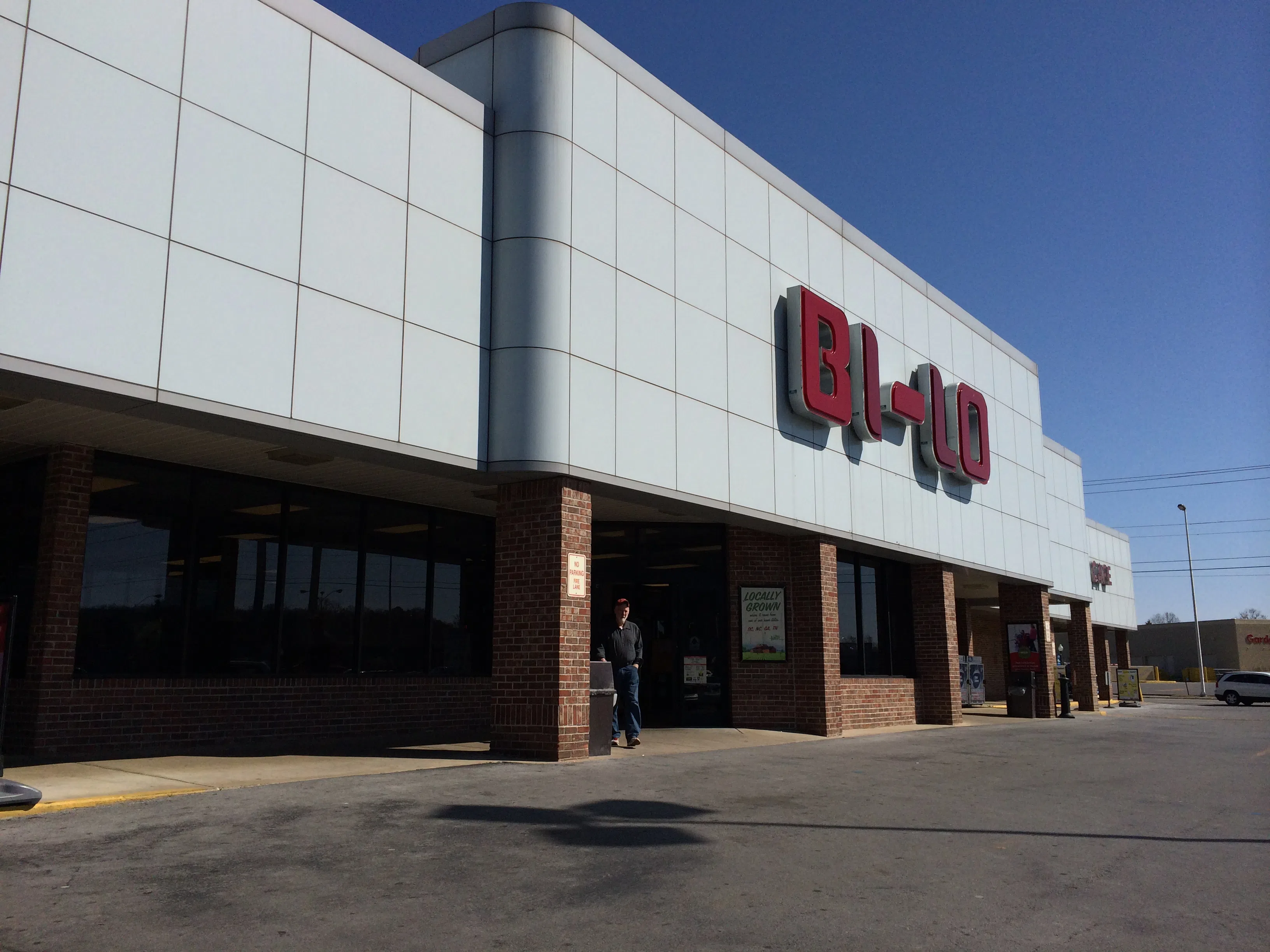 Bi-Lo grocery, Fort Oglethorpe, GA. — License: