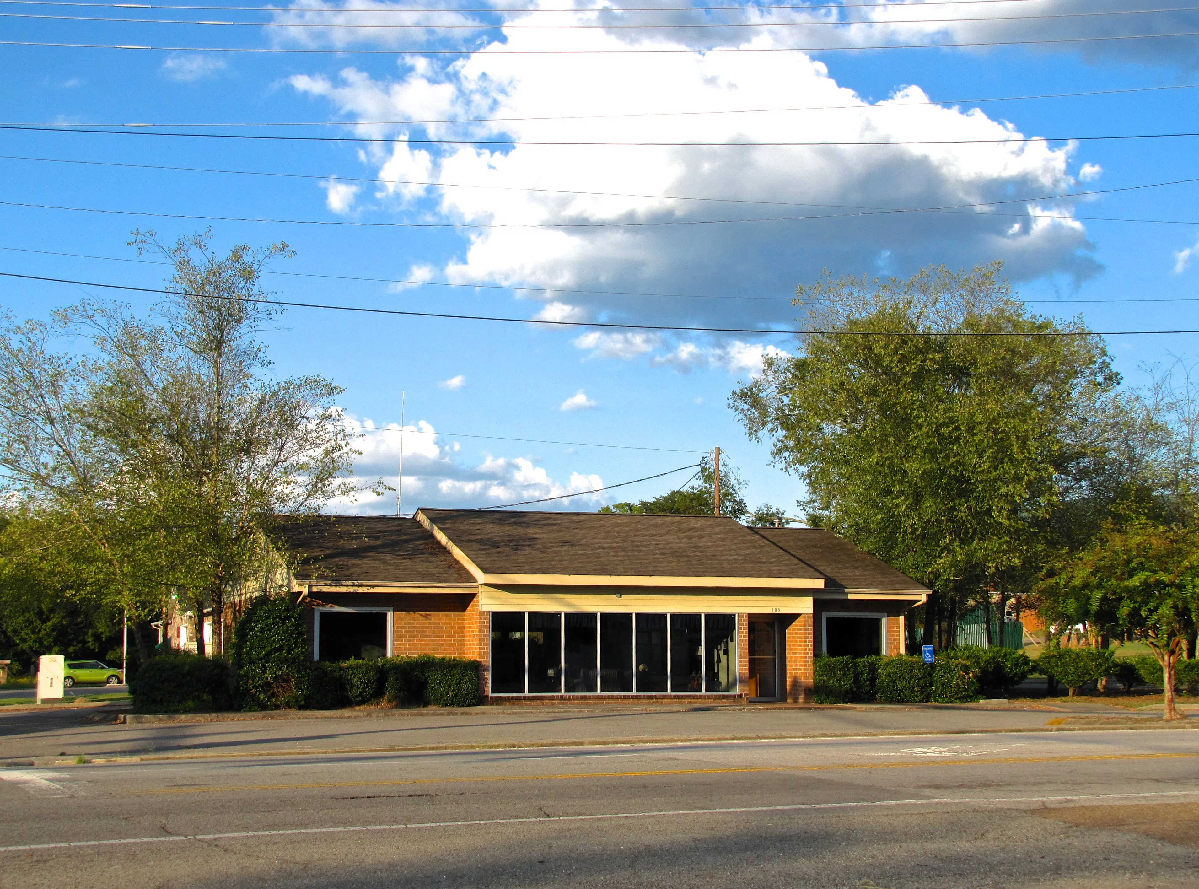 Town Hall in Powells Crossroads, Tennessee, United States. — License: