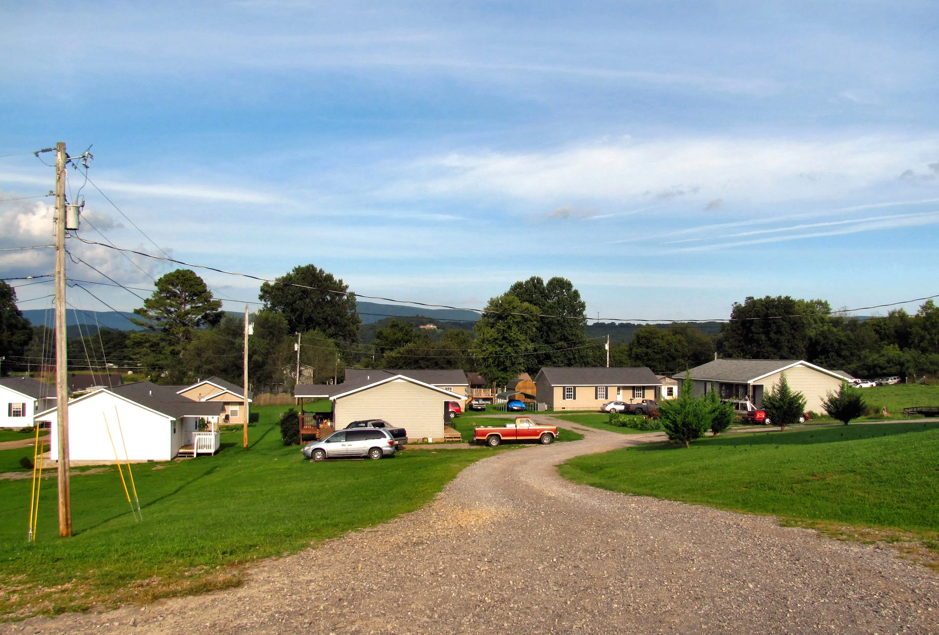 Houses off Valley View Road in the Sequatchie community of Marion County, Tennessee, United States. — License: