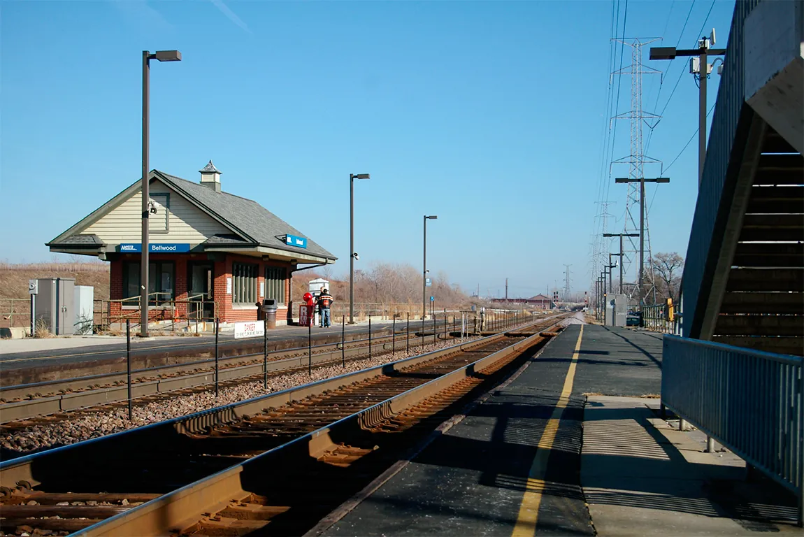 Metra commuter railroad station in Bellwood, Illinois