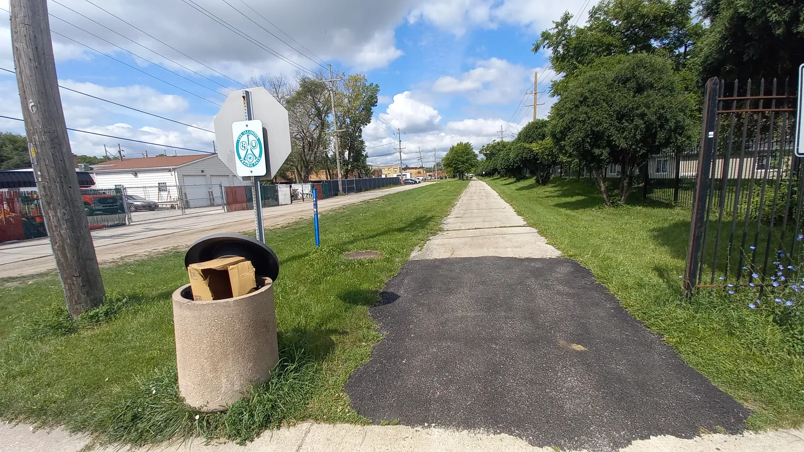 This is the site of the former Bellwood station on the now-demolished CA&E and "L" tracks, located at Bellwood Avenue. The CA&E tracks be..