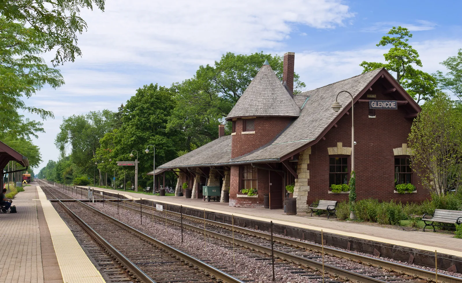 Glencoe Metra Station, Glencoe, Illinois