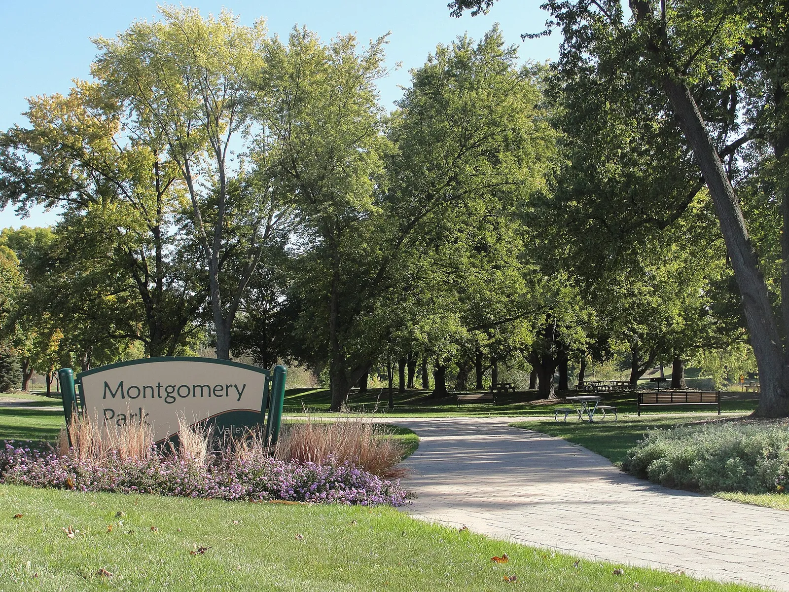 Entrance to Montgomery Park in Montgomery, Illinois