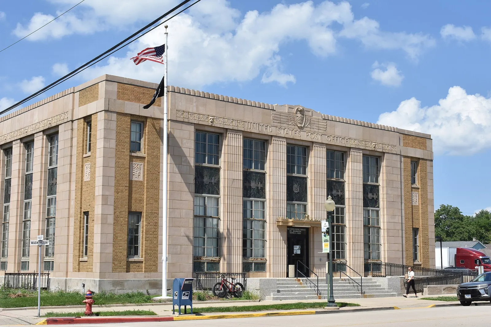 Post Office building in Morris, Illinois. July 2026