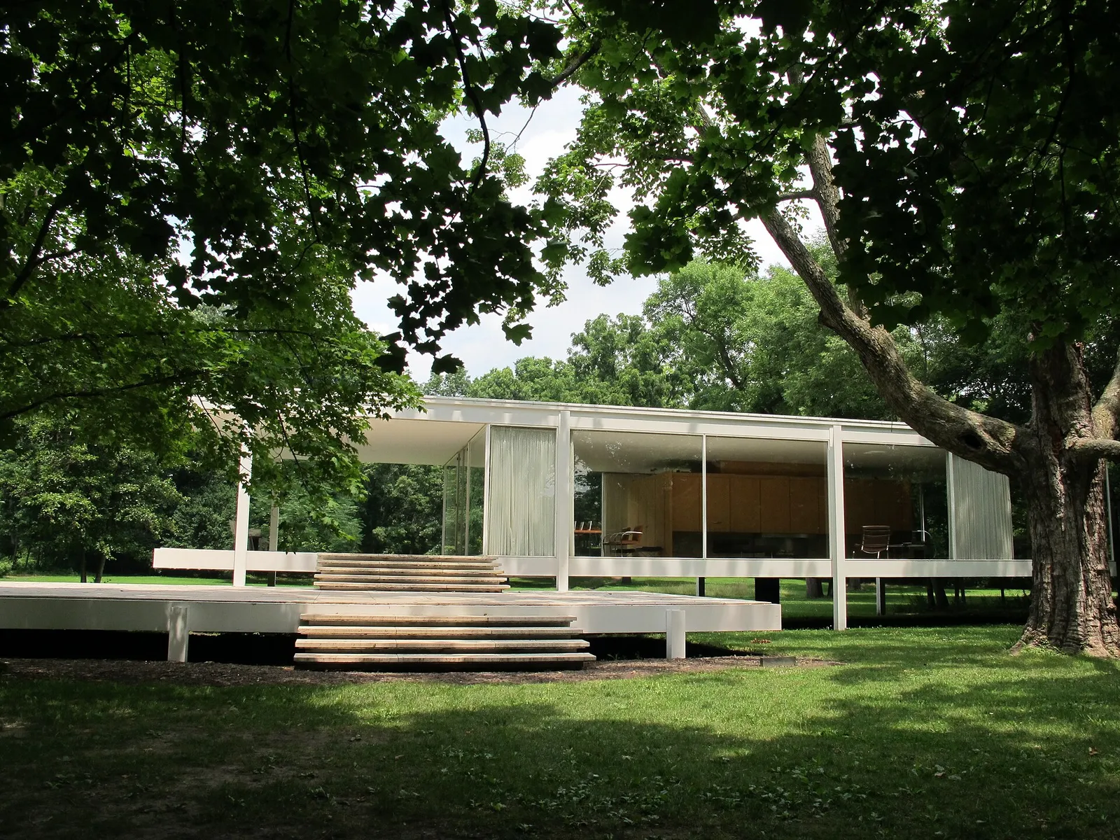 Farnsworth House