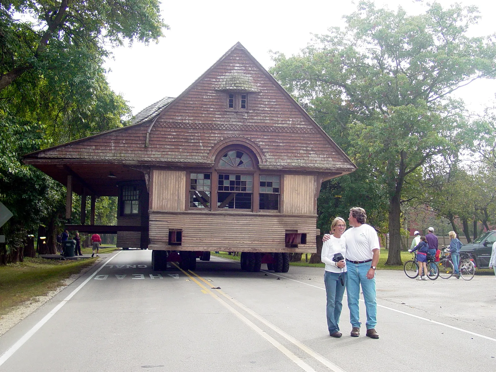 Move of the Wayne depot from Dunham Castle to the rail tracks; eastbound photo on Army Trail Road