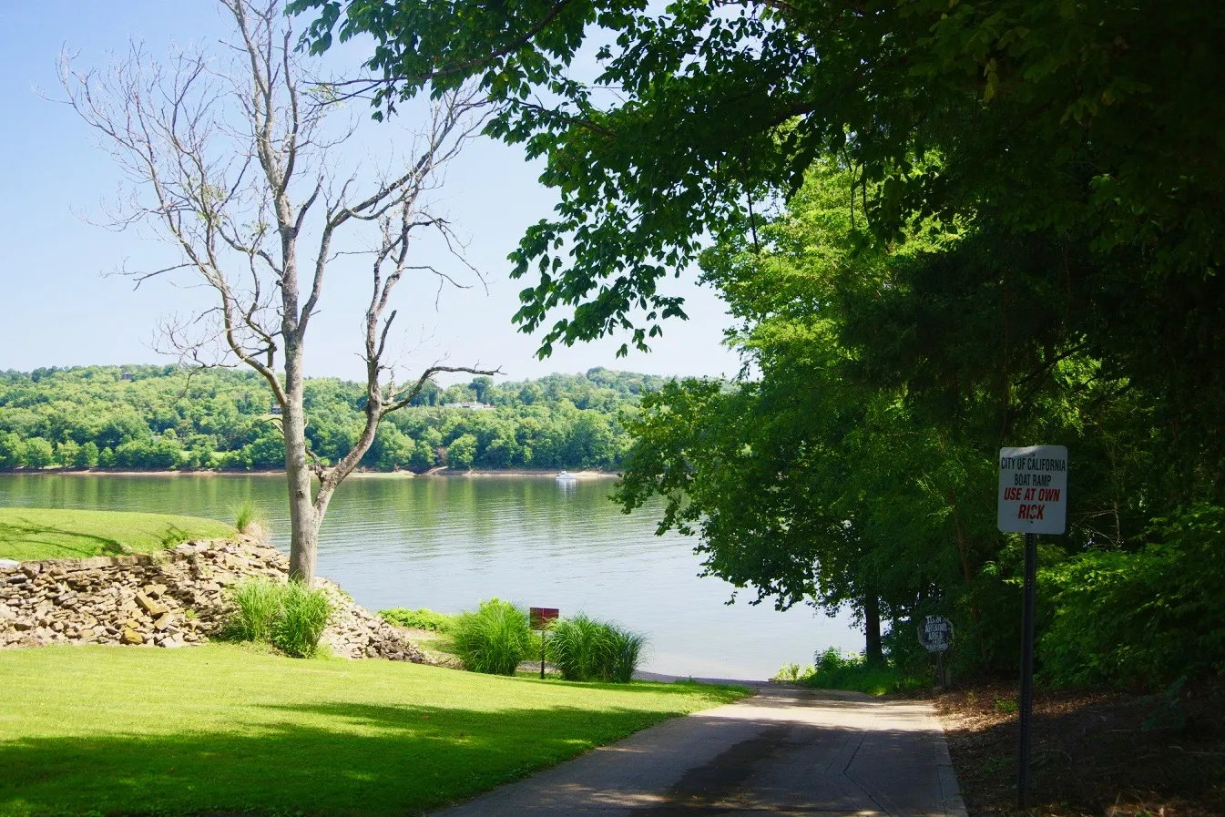 Boat ramp along the Ohio River in California, Kentucky, United States.