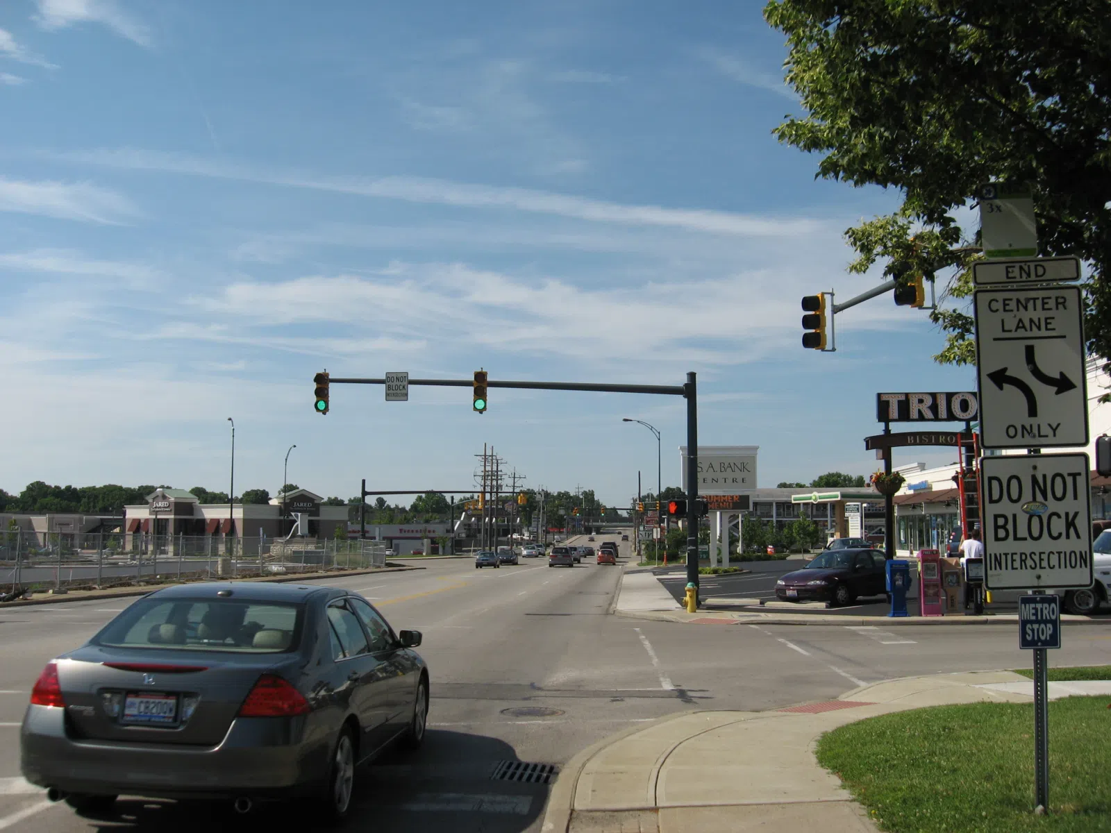 Downtown Kenwood (Galbraith Road) (en:Kenwood, Ohio, en:USA)
