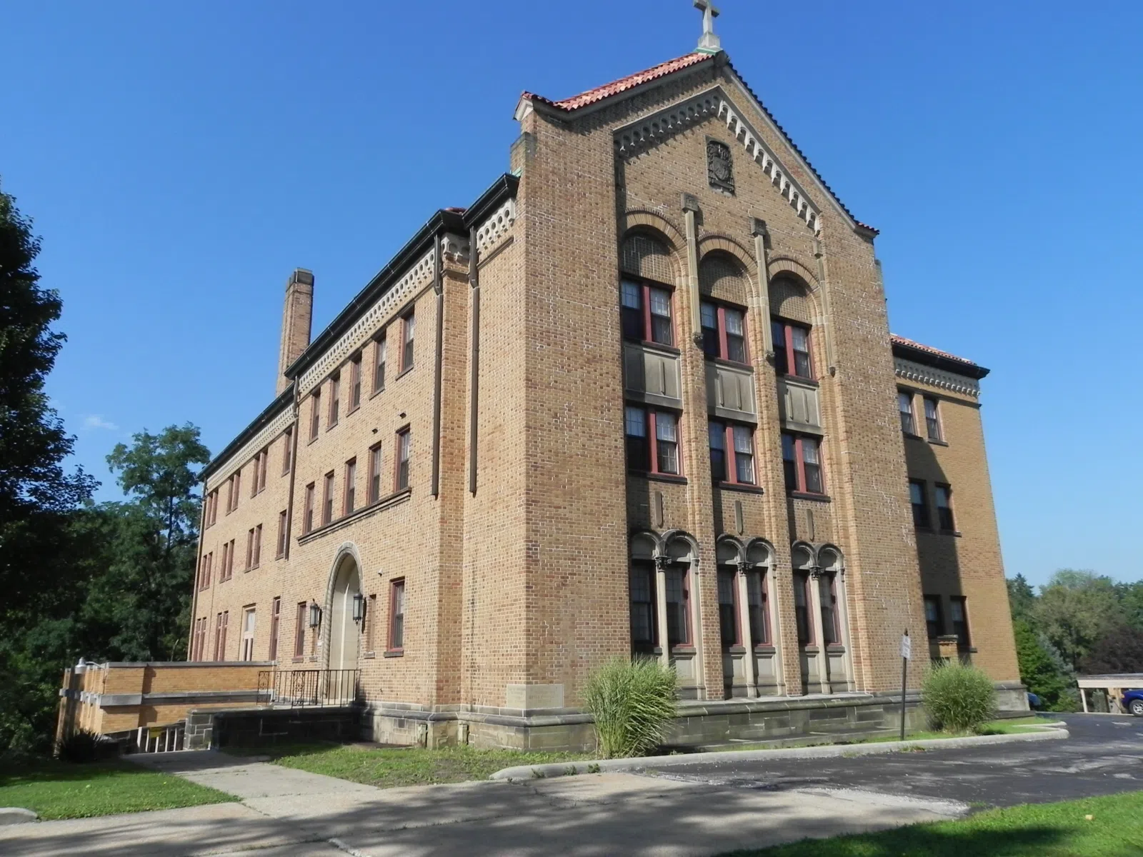 Villa San Bernardo, Bedford, Ohio