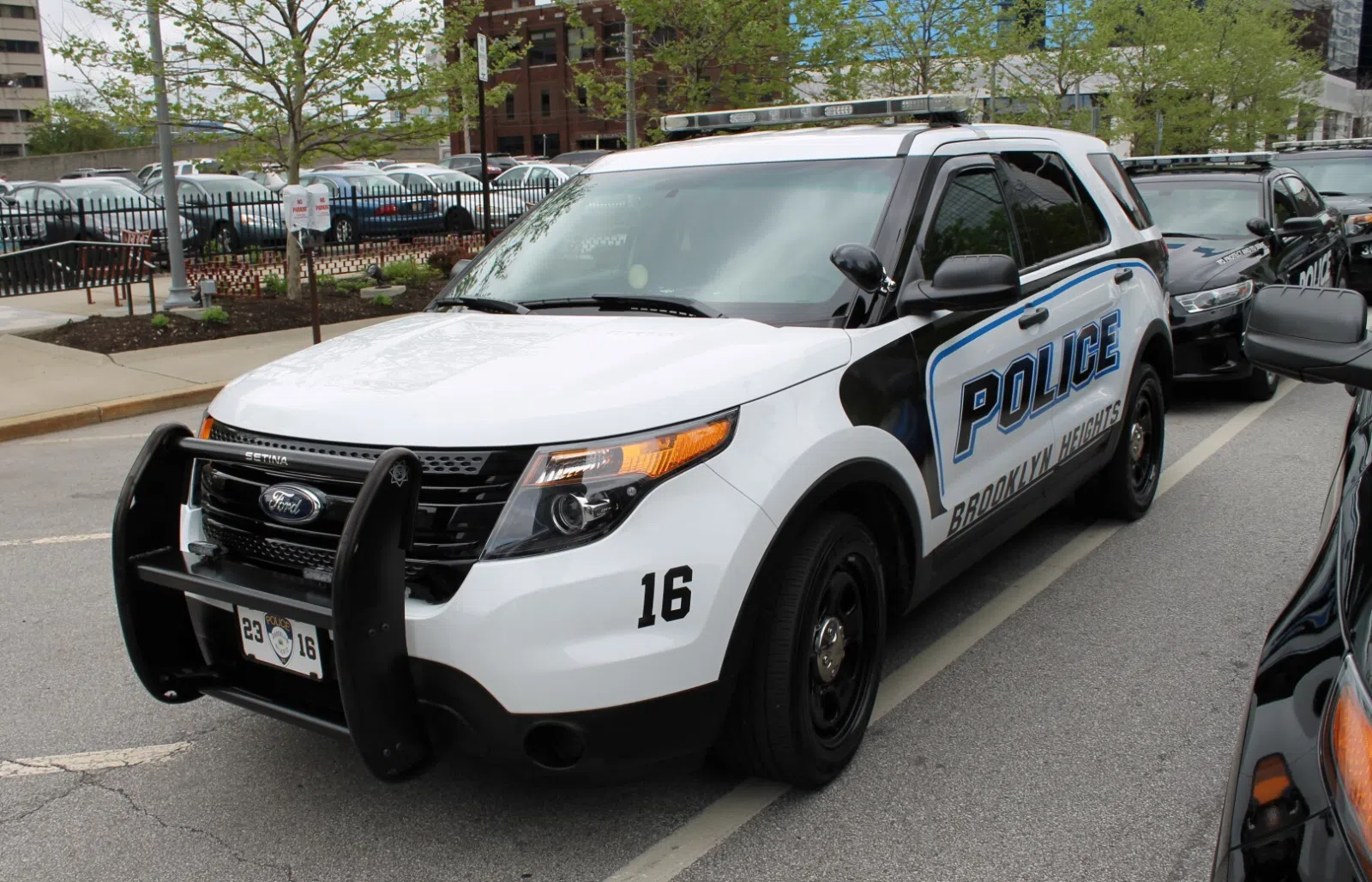 Brooklyn Heights Ohio Police Ford Explorer