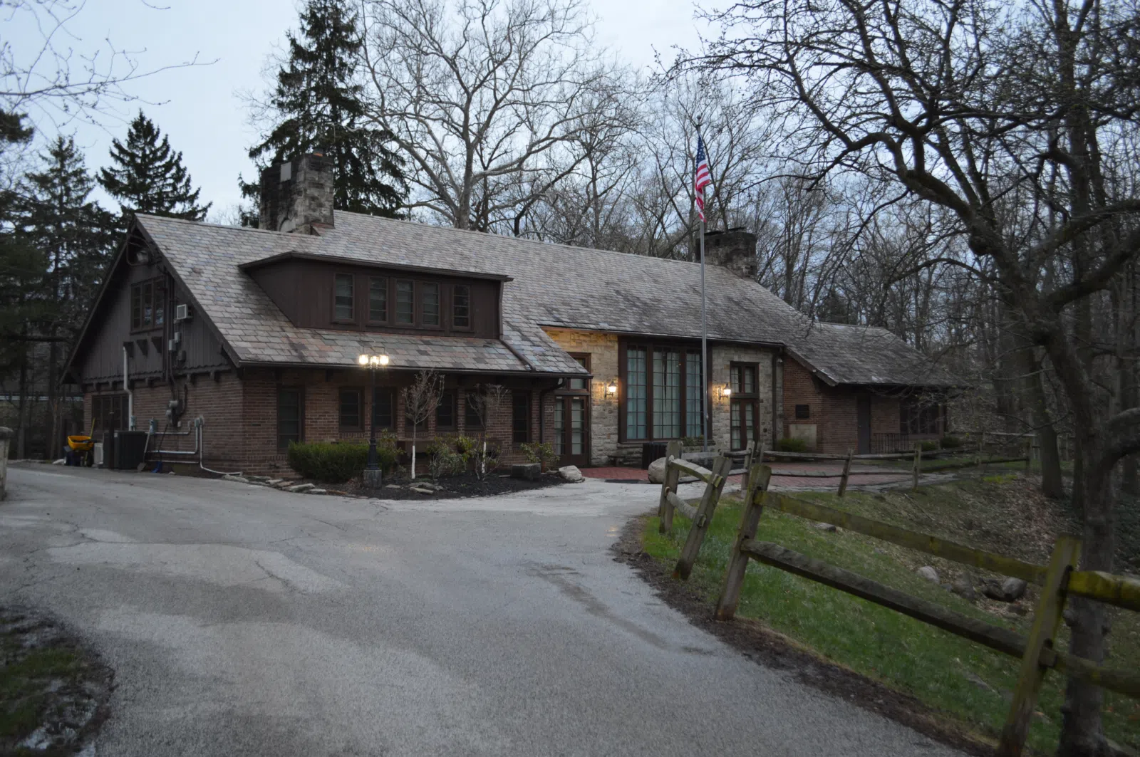 Photo from the front of Bain Park Cabin