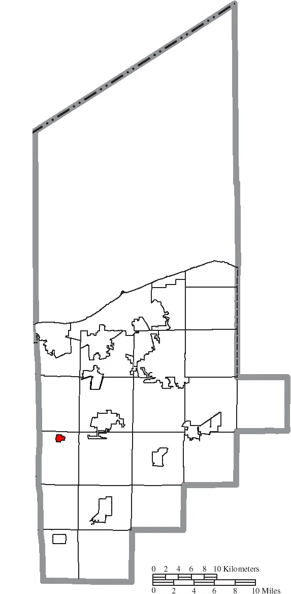 Map of the municipal and township boundaries of Lorain County , Ohio , United States , as of the 2000 census, with the location of the village of Kipton highlighted.…
