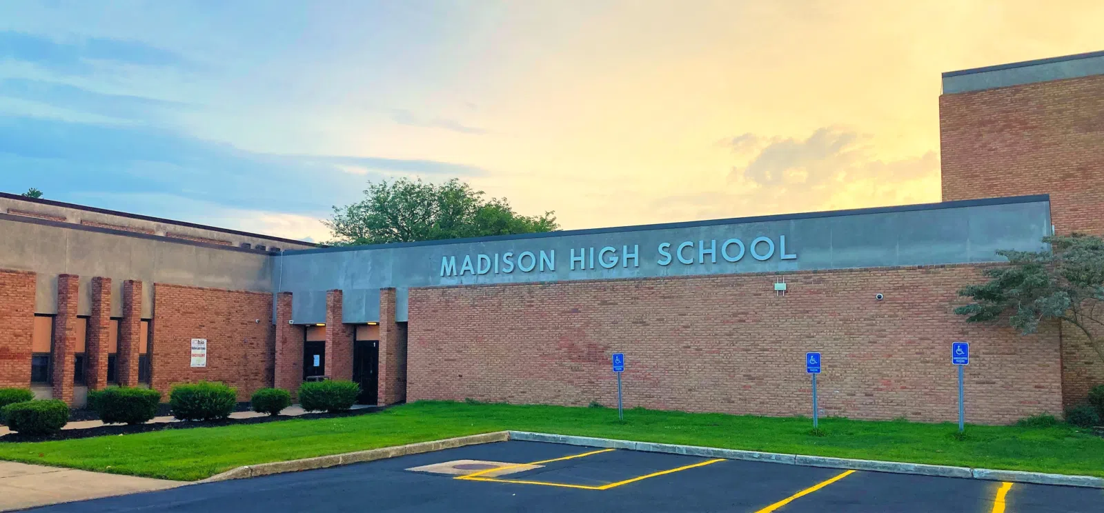 Madison High School (Madison, Ohio).