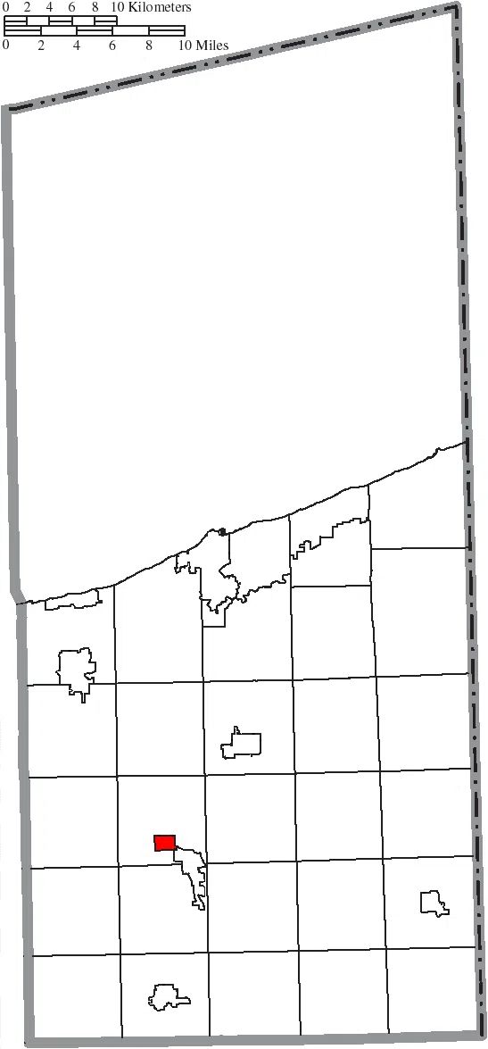 Map of the municipal and township boundaries of Ashtabula County , Ohio , United States , as of the 2000 census, with the location of the village of Rock Creek…