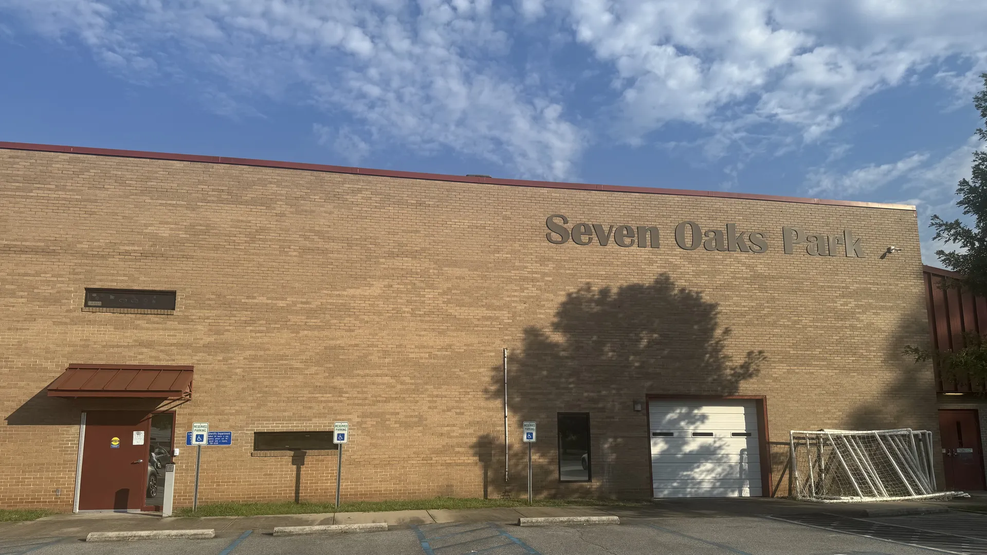 Seven Oaks Park Building in Seven Oaks, South Carolina