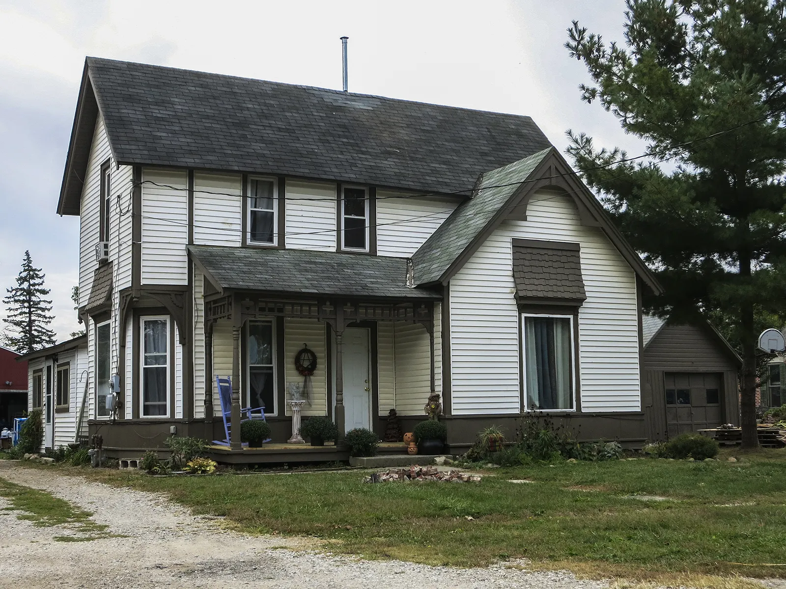 Building at 223 West High Street, 223 W. High St. Ashley