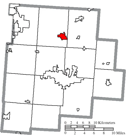 Map of the municipal and township boundaries of Fairfield County, Ohio, United States, as of the 2000 census, with the location of the village of Baltimore high