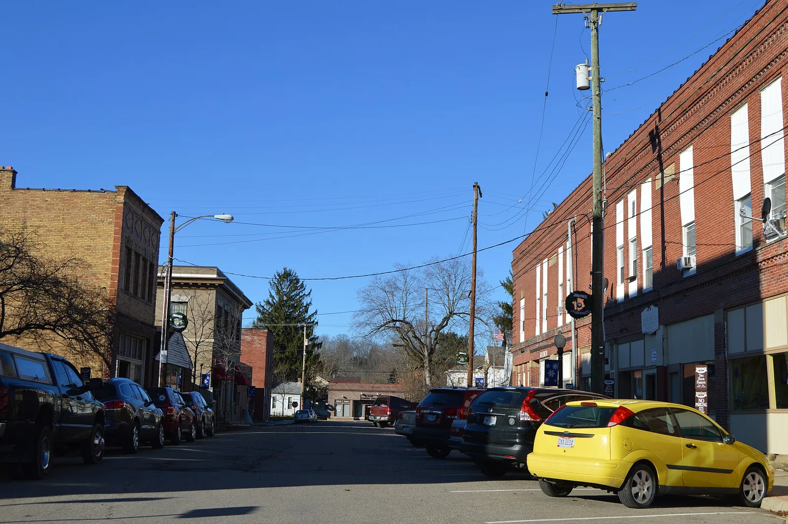 Looking west on Main Street from the Broad Street (State Route 664) intersection in Bremen, Ohio, United States.