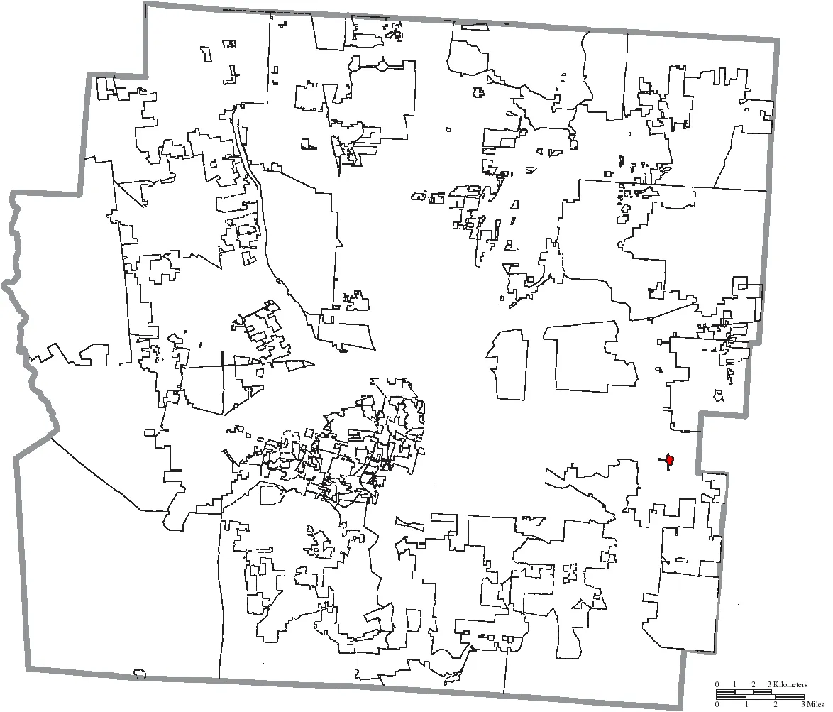 Map of the municipal and township boundaries of Franklin County, Ohio, United States, as of the 2000 census, with the location of the village of Brice highlight
