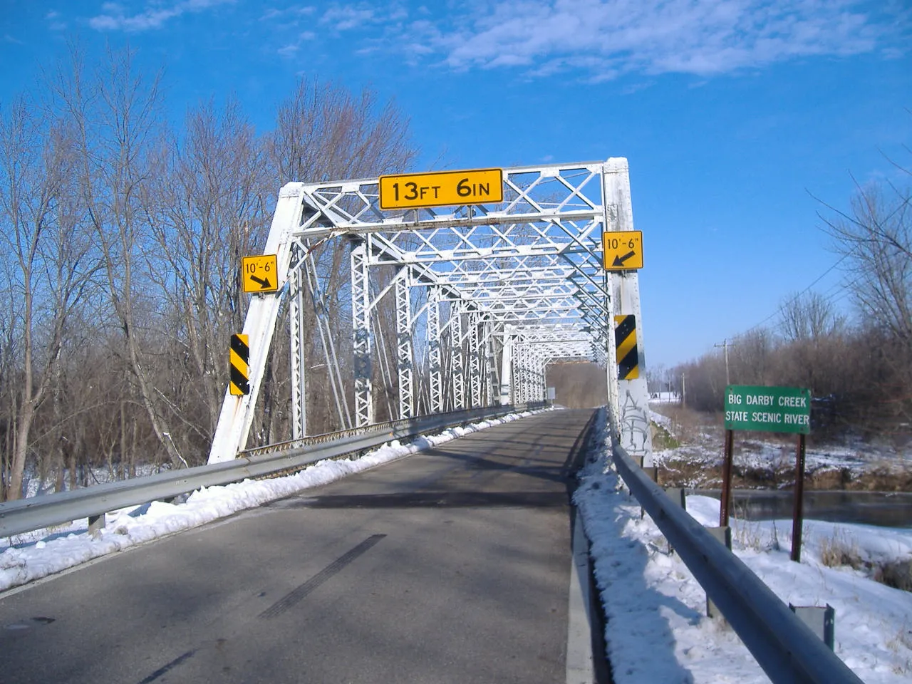 Nearby landmark: bridge over Big Darby Creek in Pickaway County. No other free-licensed photos of Darbyville itself were found.