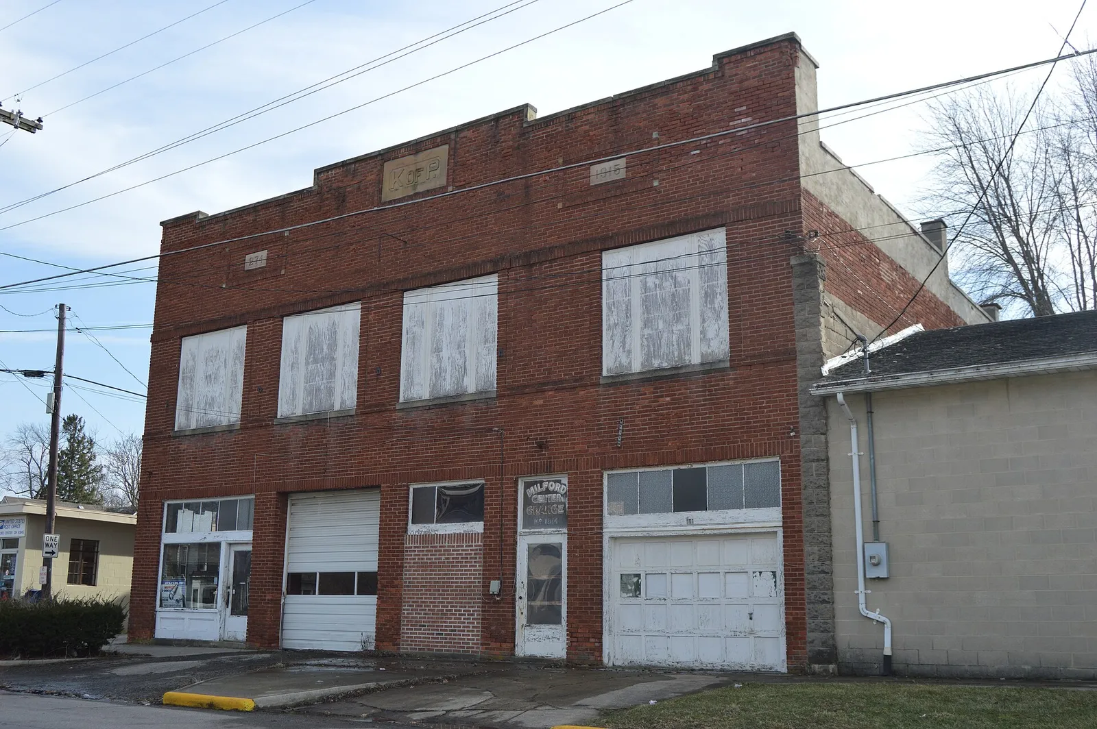 Front of the former Knights of Pythias lodge building (now an auto-repair facility, with Grange meeting rooms on the second floor), located on State Street just