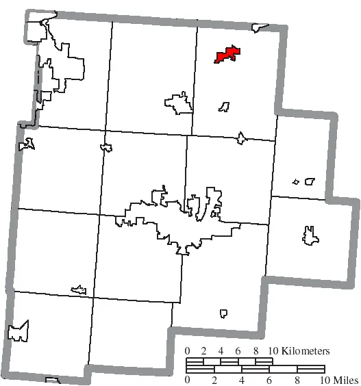Map of the municipal and township boundaries of Fairfield County, Ohio, United States, as of the 2000 census, with the location of the village of Millersport hi