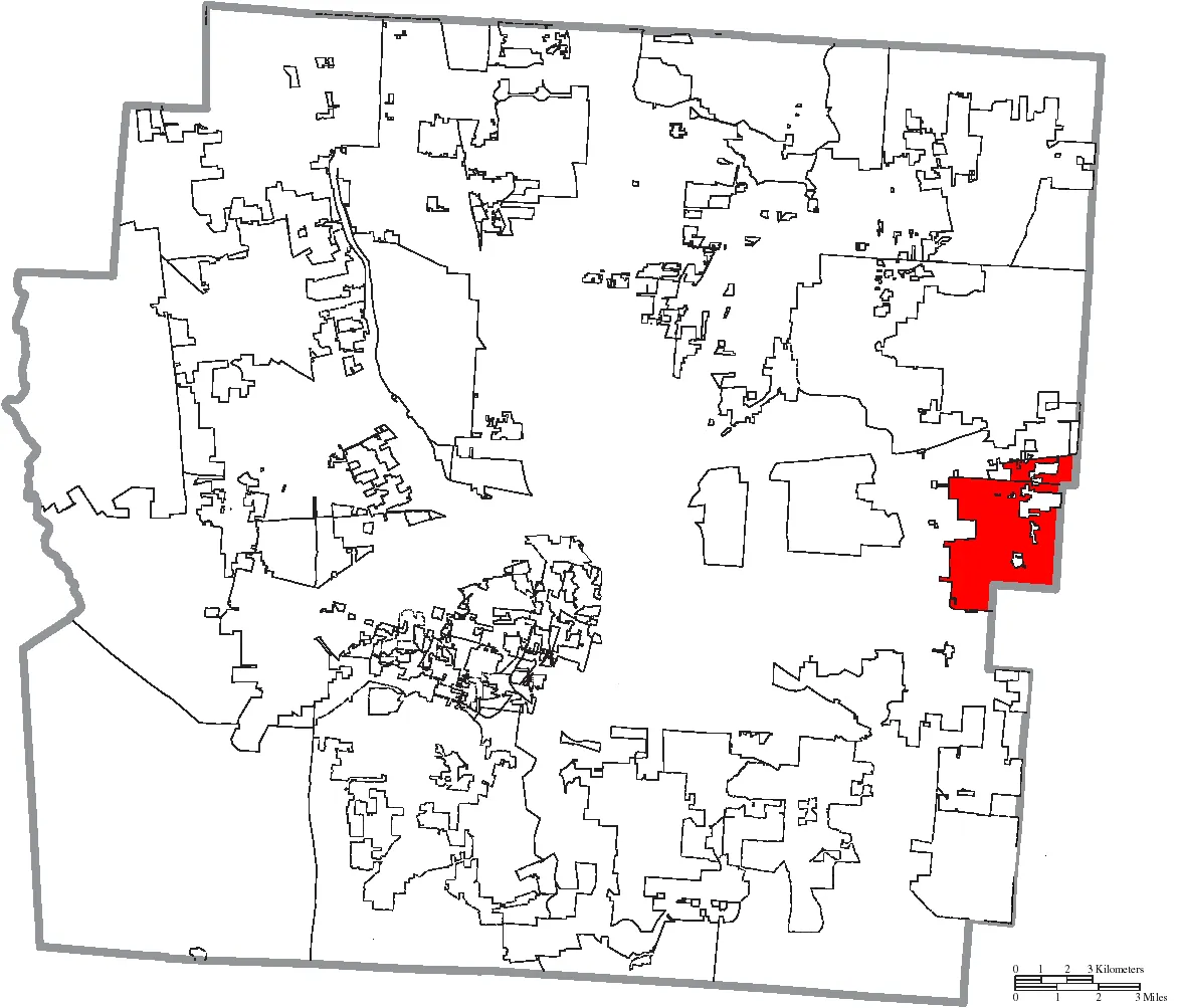 Map of the municipal and township boundaries of Franklin County, Ohio, United States, as of the 2000 census, with the location of the city of Reynoldsburg highl