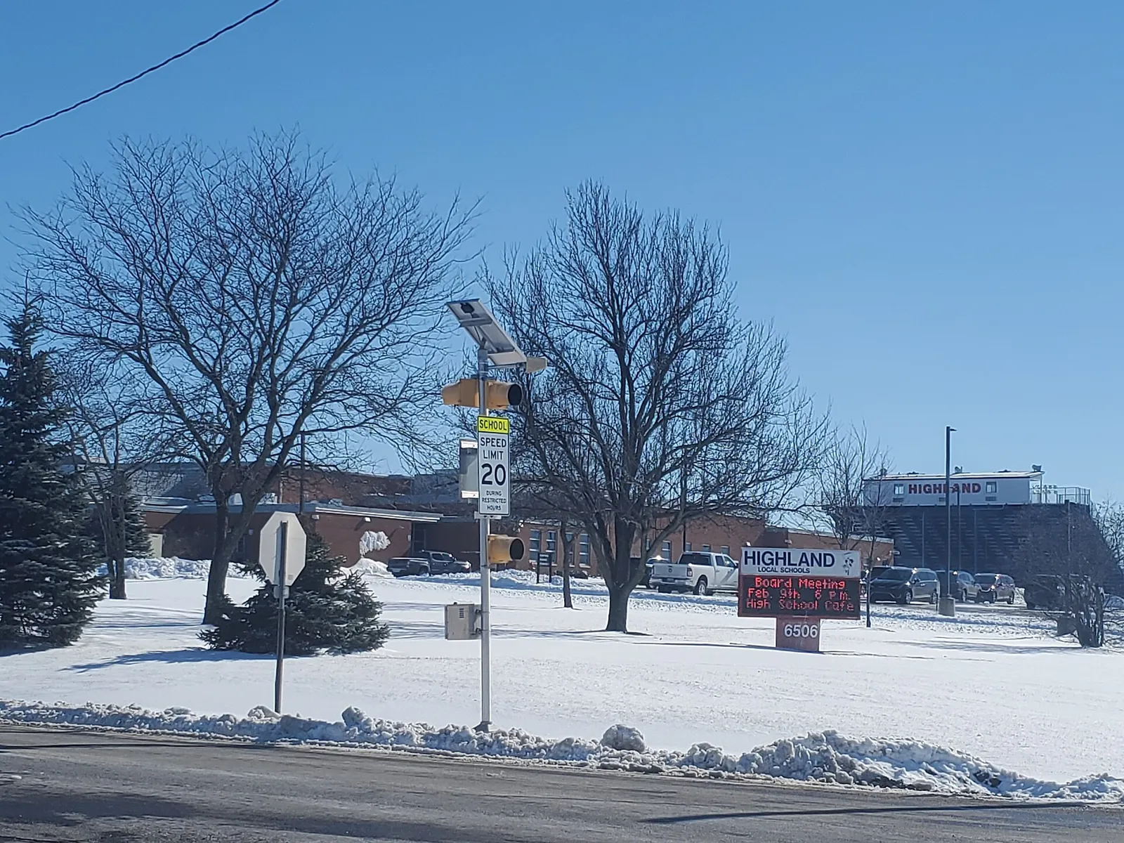 Highland High School (public high school in Sparta, Ohio)