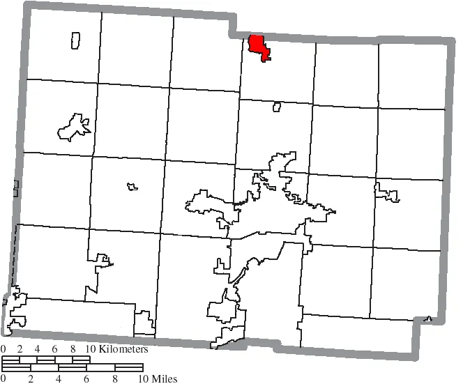 Map of the municipal and township boundaries of Licking County, Ohio, United States, as of the 2000 census, with the location of the village of Utica highlighte