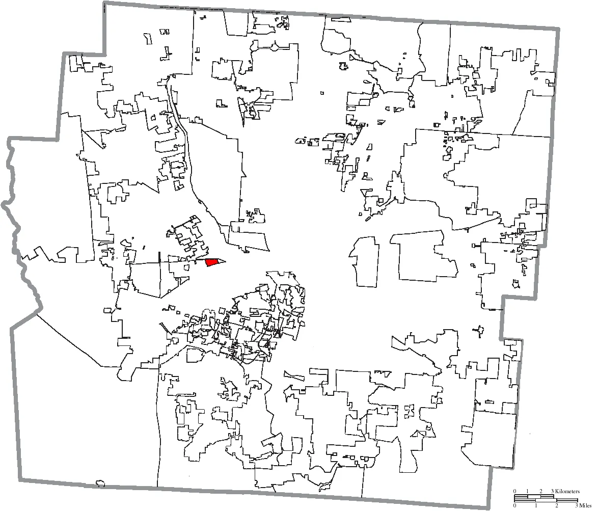 Map of the municipal and township boundaries of Franklin County, Ohio, United States, as of the 2000 census, with the location of the village of Valleyview high