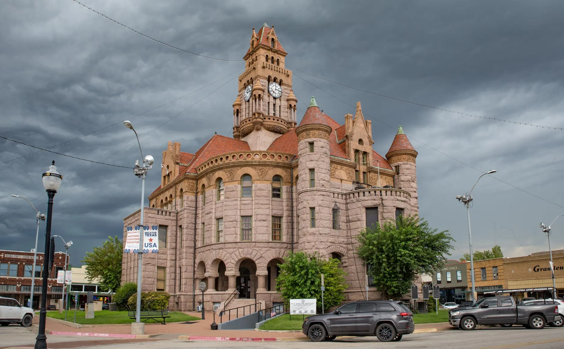 Wise County Courthouse, Decatur, Texas (built 1896).
