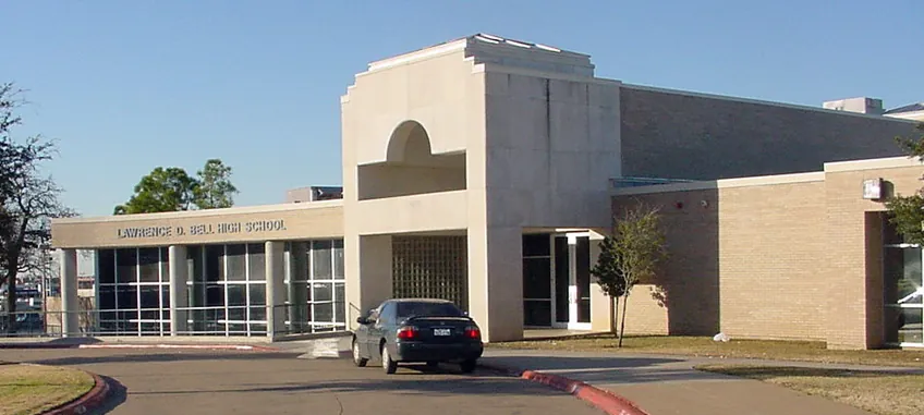 Bell High School front, Hurst (HEB ISD)