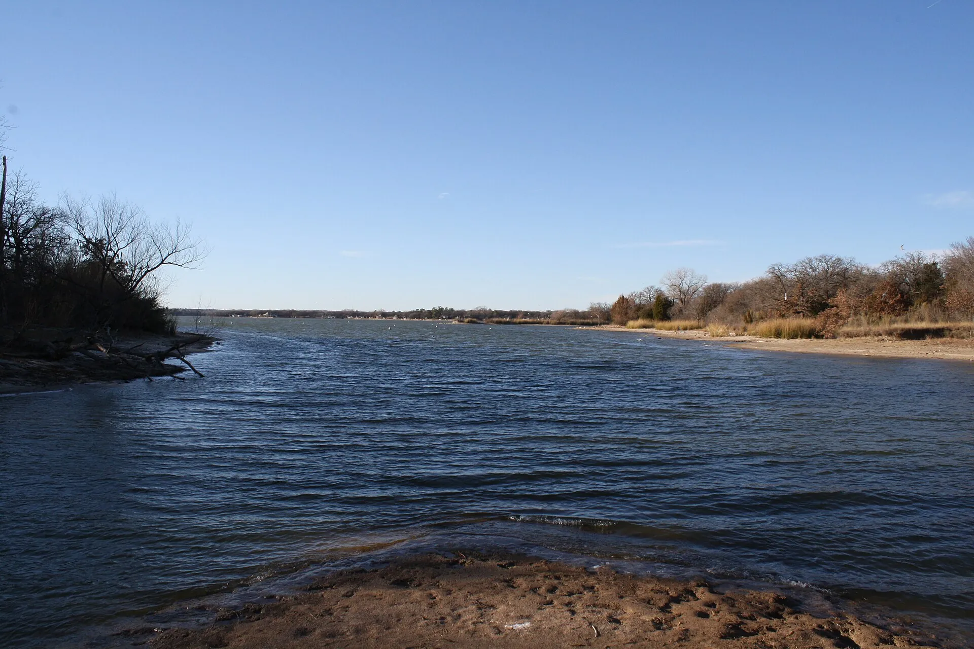 Eagle Mountain Lake Park — Pelican Bay sits on Eagle Mountain Lake (captured as nearby landmark)