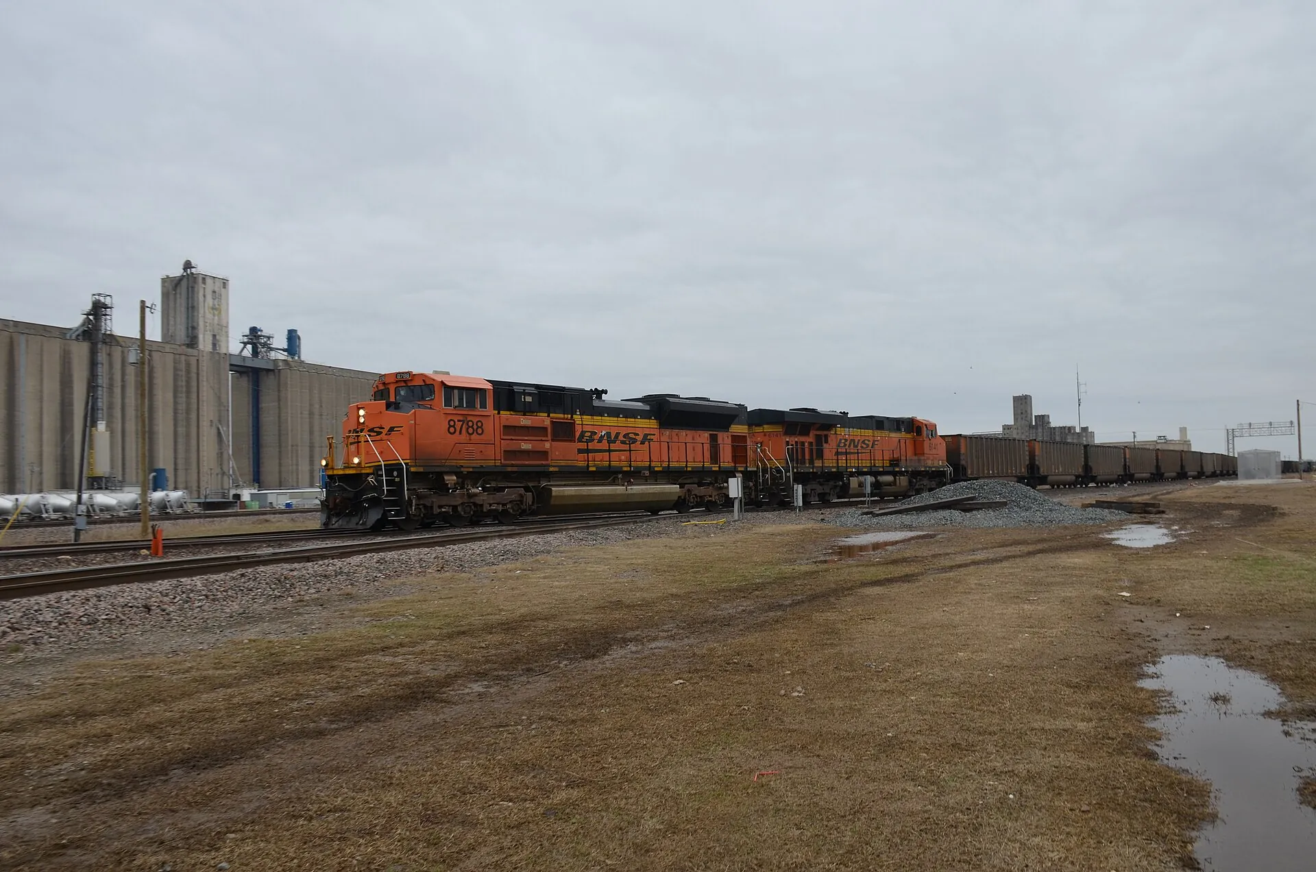 BNSF coal train at Saginaw