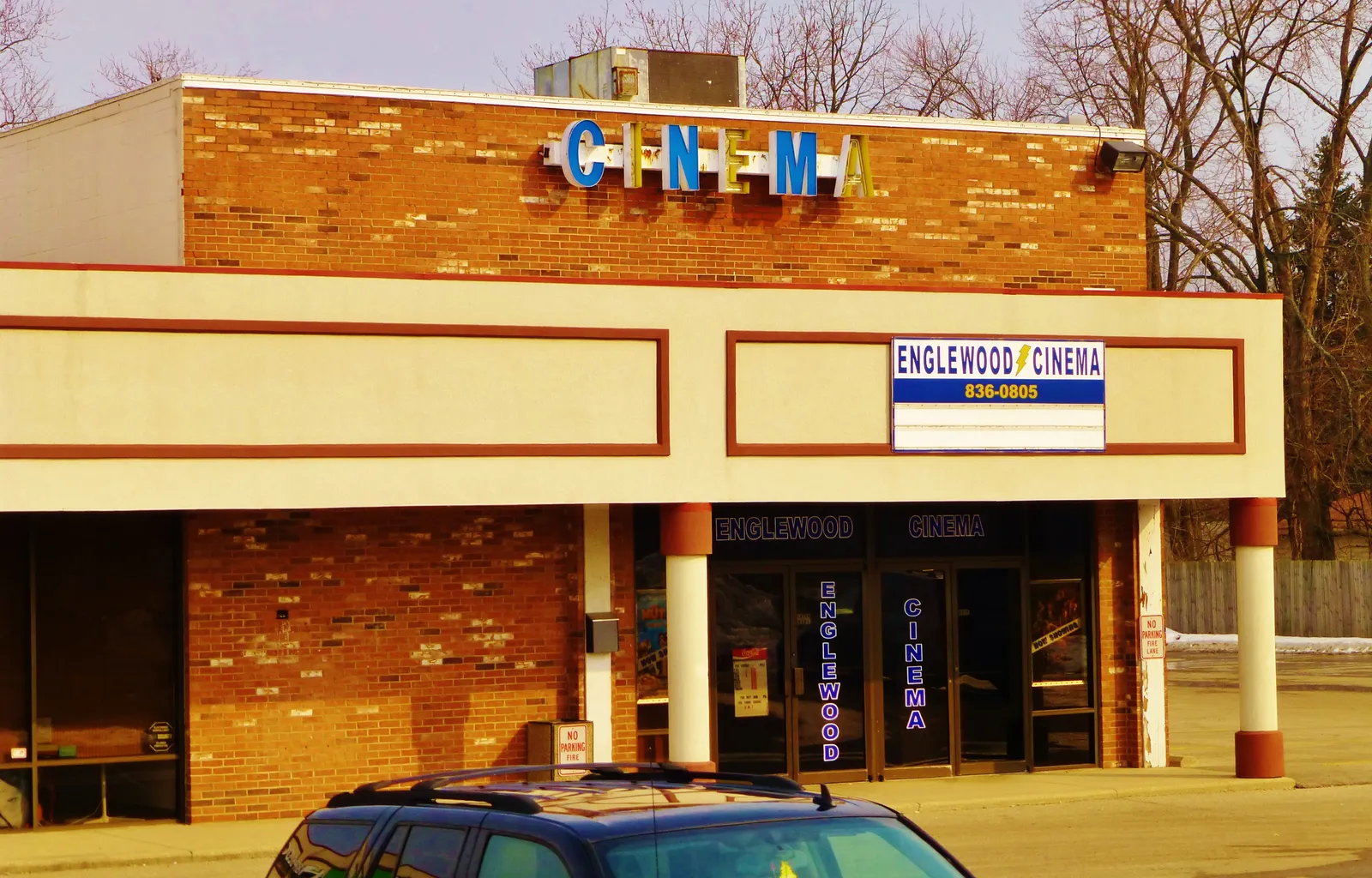 Englewood Cinema (13232236044).jpg.