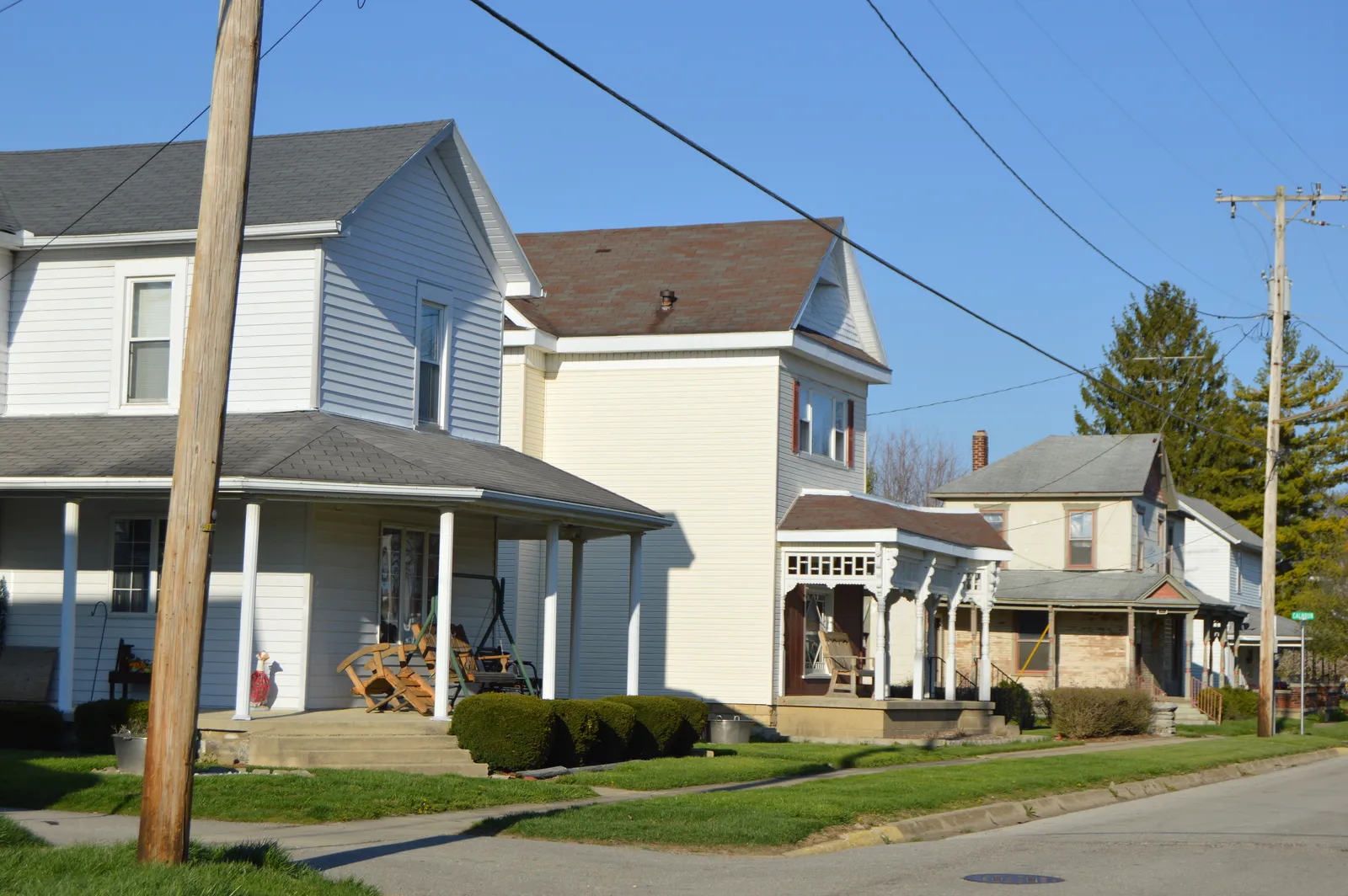 Main west of Calhoun, Verona.jpg.