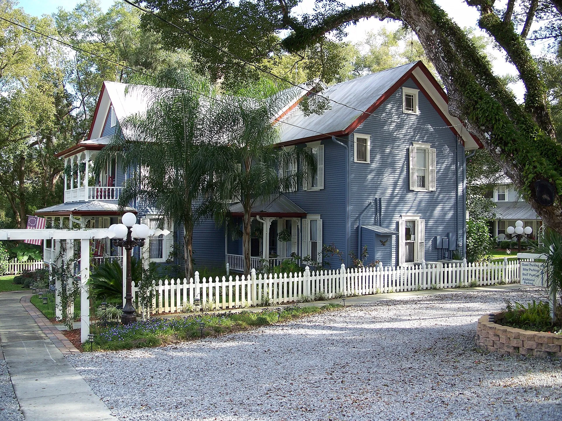 Ann Stevens house, in Lake Helen, Florida This is an image of a place or building that is listed on the National Register of Historic Places in the United States of America. Its reference number is 93000734 (Wikidata).