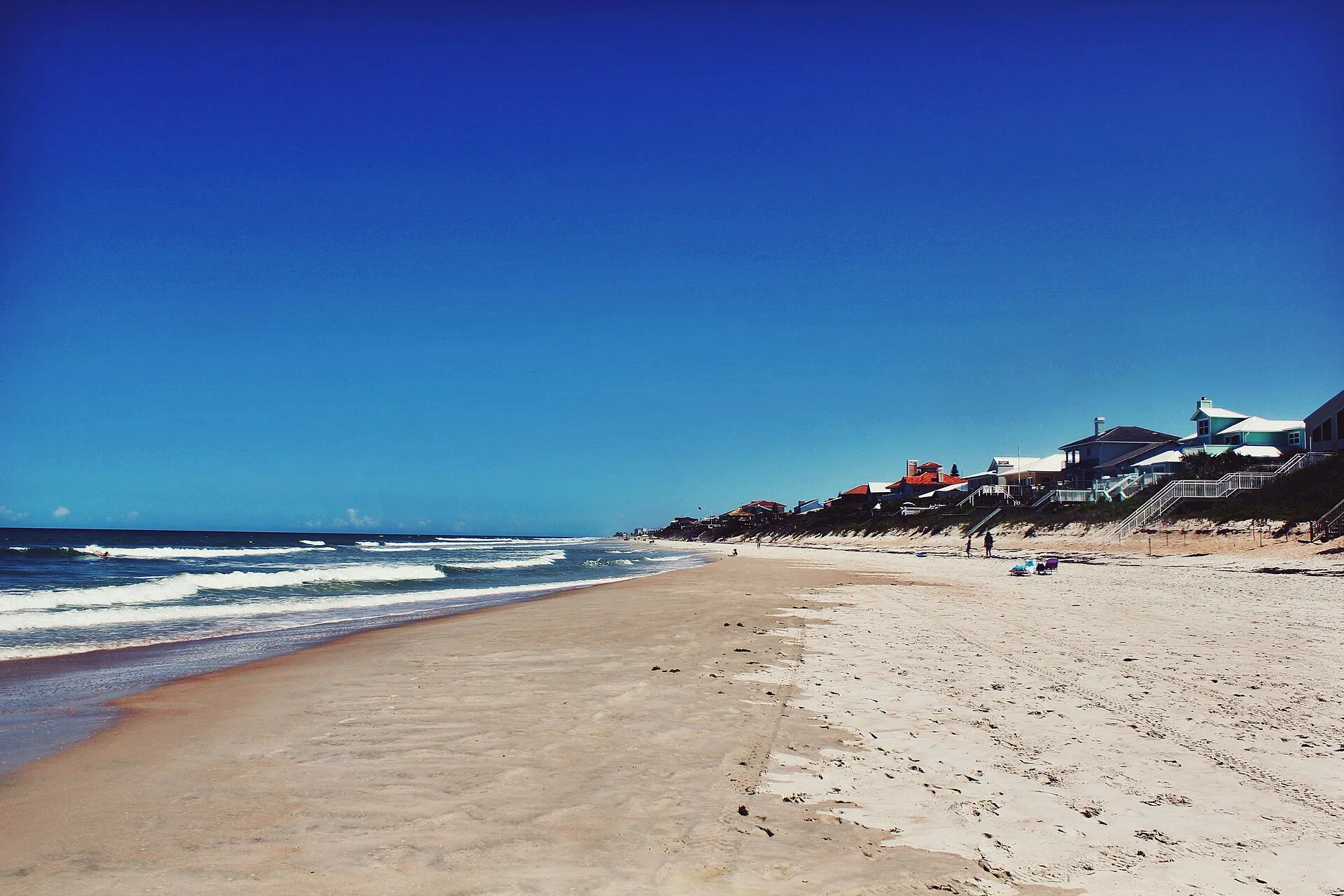 Looking south down the beach at New Smyrna Beach.