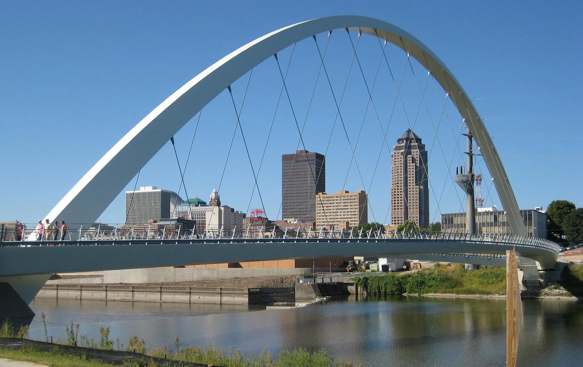 Downtown Des Moines viewed through the Center Street foot bridge.