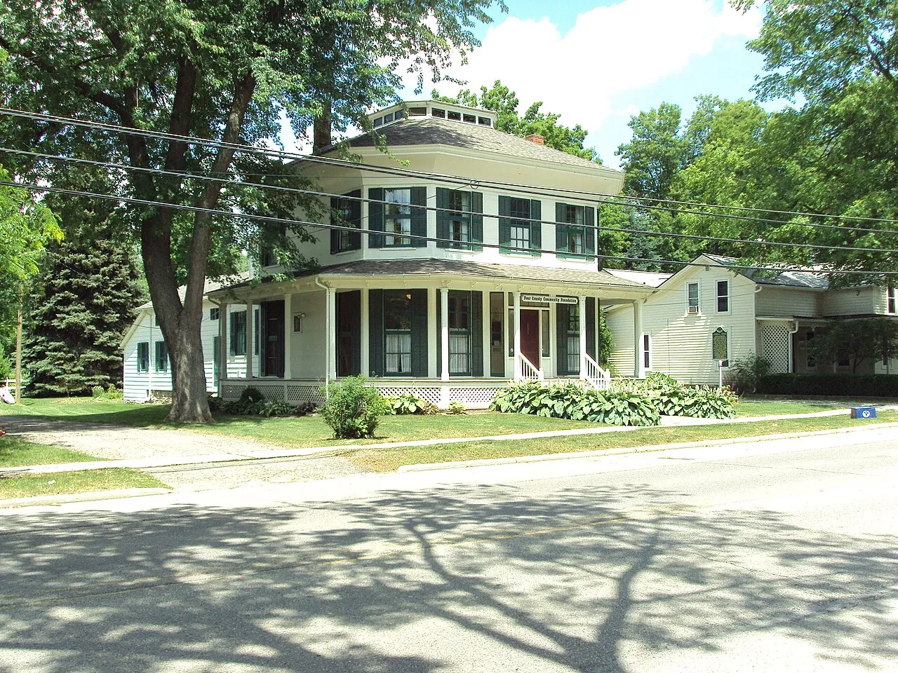 Currier House (Almont, Michigan)