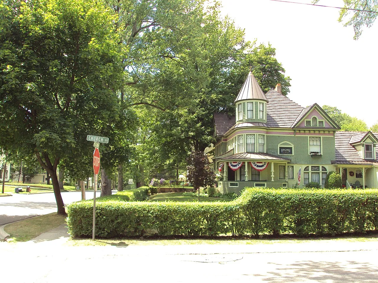West Saint Clair Street Historic District (Almont, Michigan)