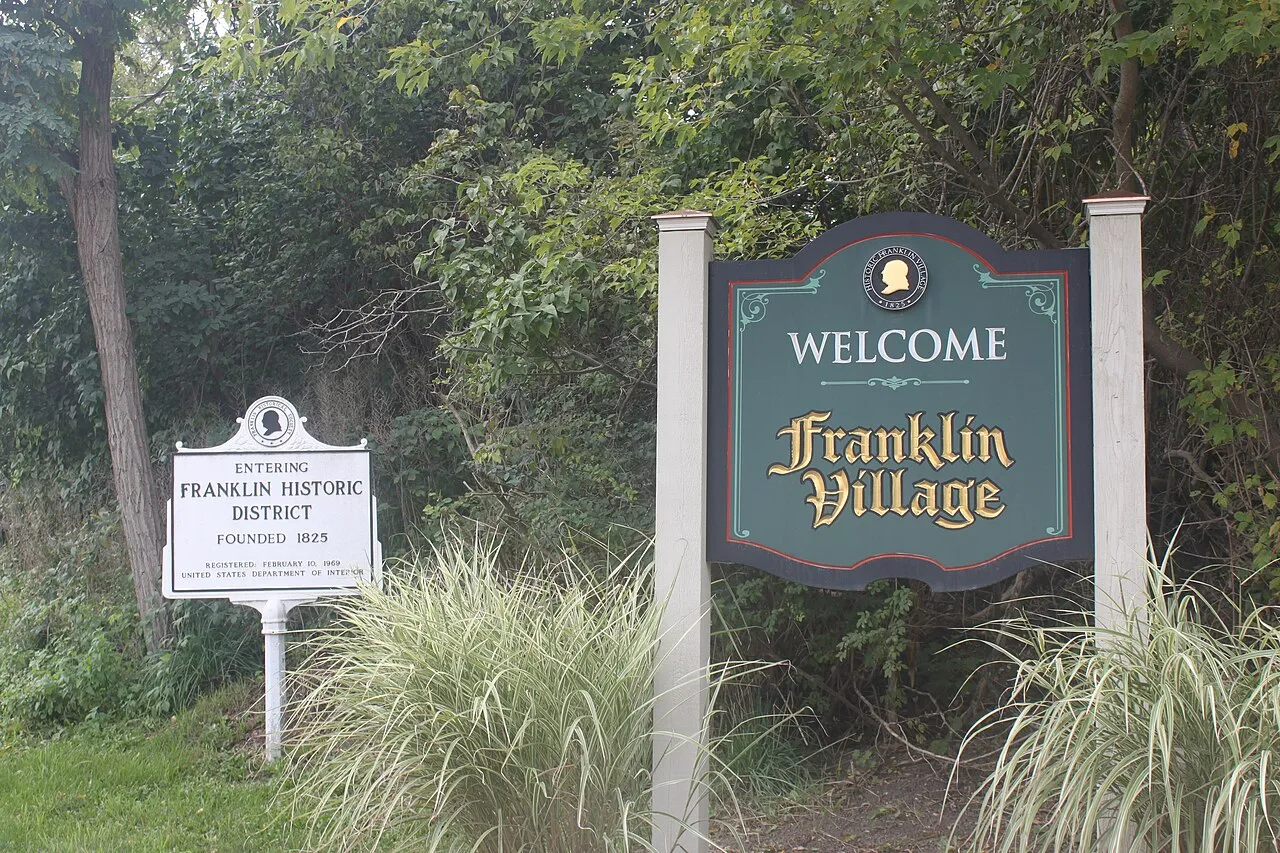 Franklin Village Welcome Sign, Franklin, Michigan