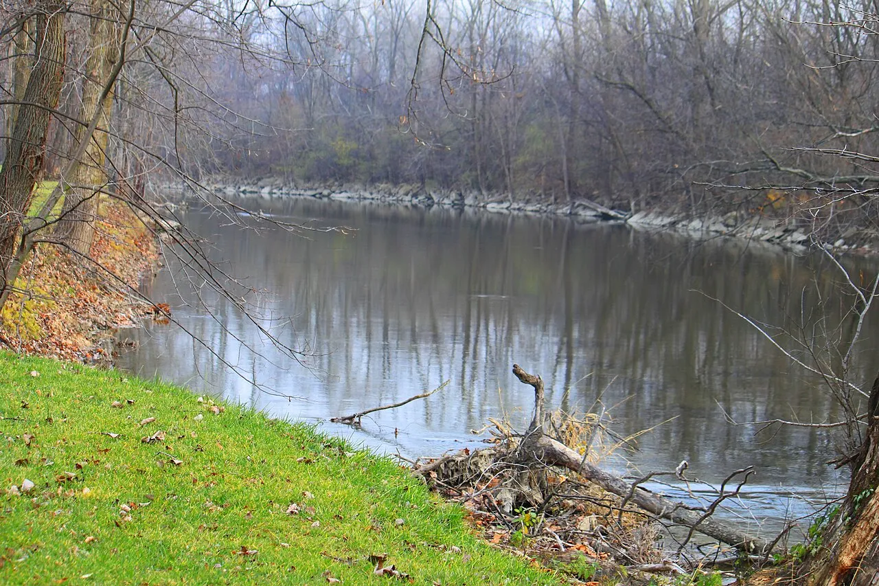 Huron River, Big Bend Picnic Area, Willow Metropark, Huron Township, Michigan