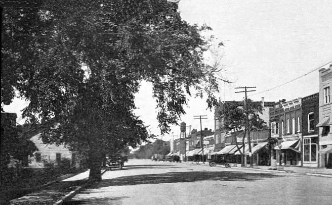 Washington Street in Oxford, Michigan.