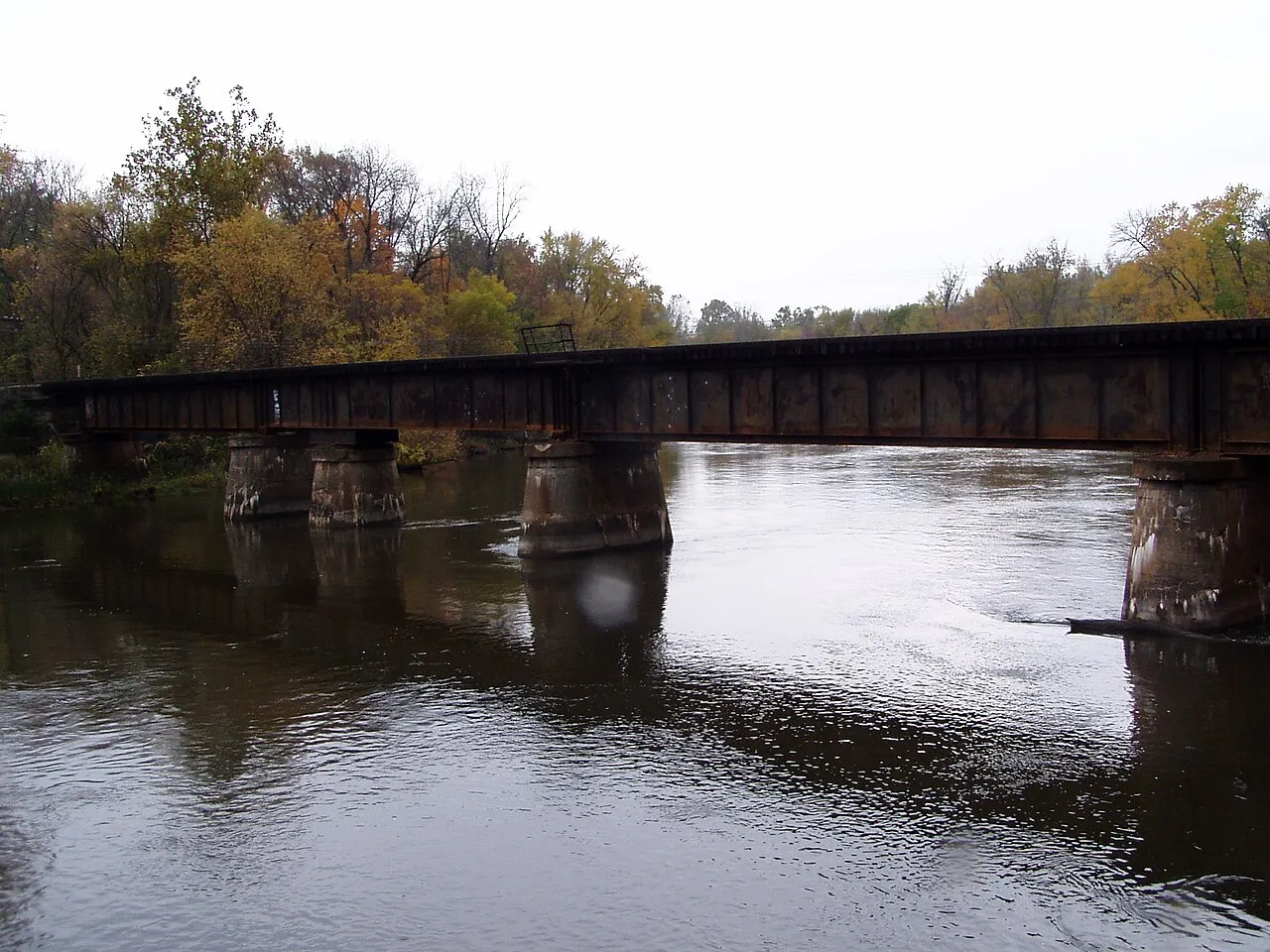 King Bridge Company (center pivot) bridge over the Kalamazoo River (1907)