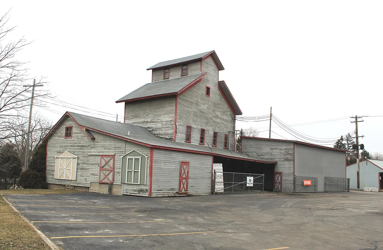 South Lyon Elevator historic site, 415 East Lake Street, South Lyon. The building listed in the Register of Michigan State Historic Sites and was constructed in 1894. The building is a Registered Michigan State Historic